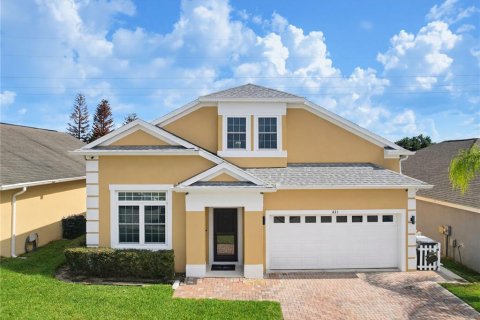 House in Davenport, Florida 5 bedrooms, 231.7 sq.m. № 2239212