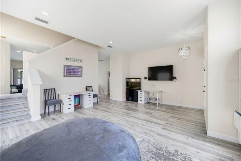 House in Davenport, Florida 5 bedrooms, 231.7 sq.m. № 2239212 - photo 8