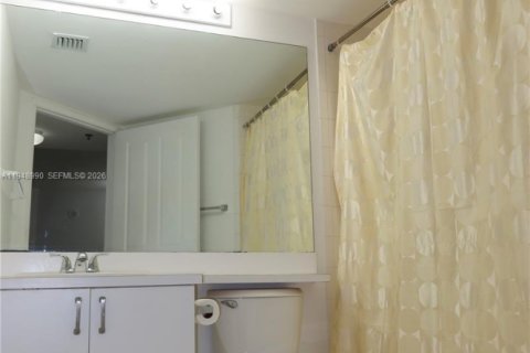 Copropriété à louer à Miami, Floride: 2 chambres, 95.22 m2 № 2004834 - photo 11