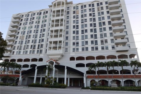 Condominio en Miami, Florida, 2 dormitorios № 2004834