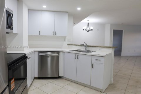 Copropriété à louer à Miami, Floride: 2 chambres, 95.22 m2 № 2004834 - photo 15