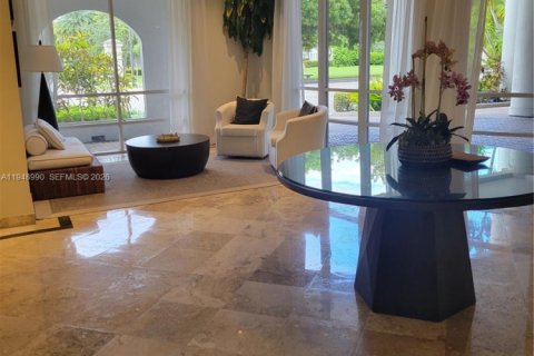 Copropriété à louer à Miami, Floride: 2 chambres, 95.22 m2 № 2004834 - photo 2