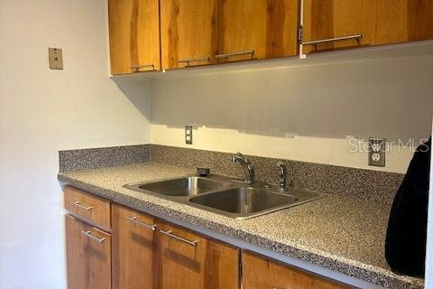 Condo in Winter Park, Florida, 2 bedrooms  № 1857793 - photo 12