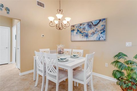 Townhouse in New Smyrna Beach, Florida 3 bedrooms, 158.31 sq.m. № 1567423 - photo 7