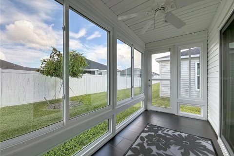 House in The Villages, Florida 2 bedrooms, 90.95 sq.m. № 2149728 - photo 24