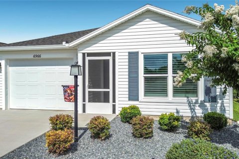 House in The Villages, Florida 2 bedrooms, 90.95 sq.m. № 2149728 - photo 30