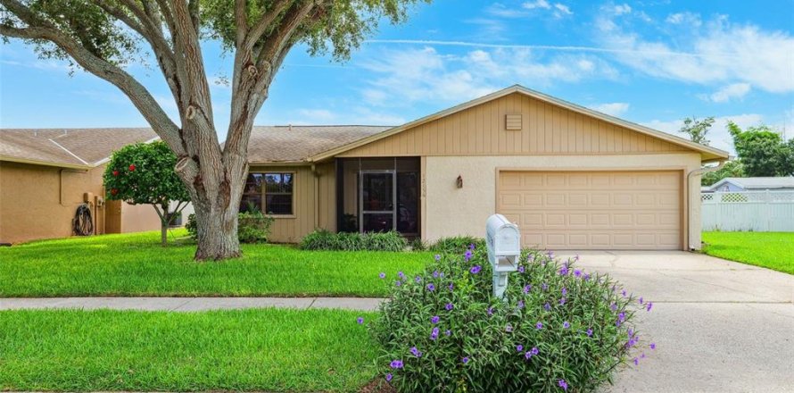 Villa ou maison à Largo, Floride 3 chambres, 142.7 m2 № 1789787