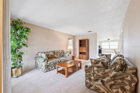 Villa ou maison à vendre à Largo, Floride: 3 chambres, 142.7 m2 № 1789787 - photo 7