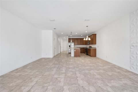 Townhouse in Winter Garden, Florida 3 bedrooms, 173.54 sq.m. № 2200490 - photo 23