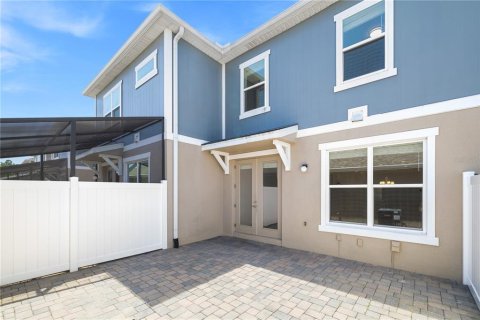 Townhouse in Winter Garden, Florida 3 bedrooms, 173.54 sq.m. № 2200490 - photo 25