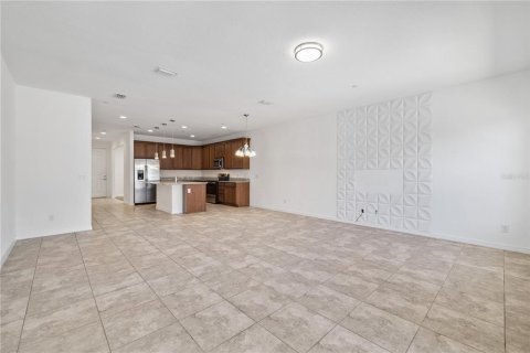 Townhouse in Winter Garden, Florida 3 bedrooms, 173.54 sq.m. № 2200490 - photo 20