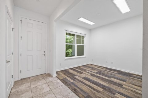 Townhouse in Winter Garden, Florida 3 bedrooms, 173.54 sq.m. № 2200490 - photo 5