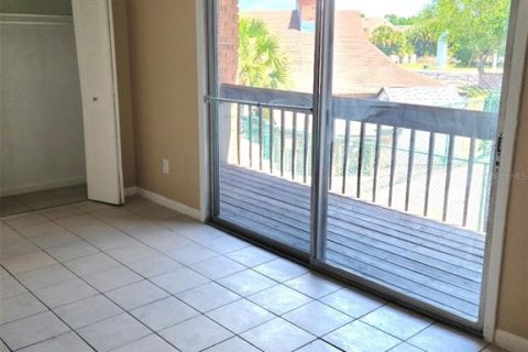 Condo in Orlando, Florida, 3 bedrooms  № 2098425 - photo 10