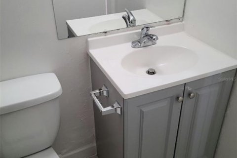 Condo in Orlando, Florida, 3 bedrooms  № 2098425 - photo 19