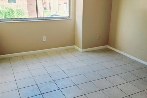 Condo in Orlando, Florida, 3 bedrooms  № 2098425 - photo 17
