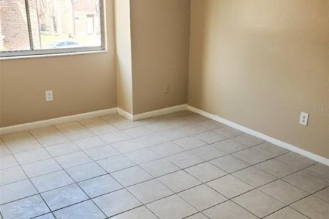 Condo in Orlando, Florida, 3 bedrooms  № 2098425 - photo 16