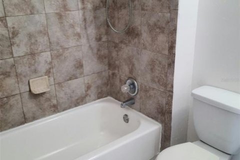 Condo in Orlando, Florida, 3 bedrooms  № 2098425 - photo 18