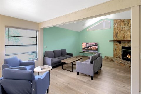 Villa ou maison à louer à Bradenton, Floride: 3 chambres, 193.61 m2 № 2298862 - photo 6