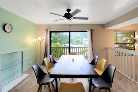 Villa ou maison à louer à Bradenton, Floride: 3 chambres, 193.61 m2 № 2298862 - photo 3