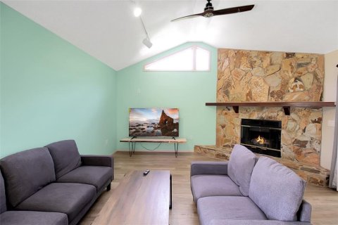 Villa ou maison à louer à Bradenton, Floride: 3 chambres, 193.61 m2 № 2298862 - photo 7