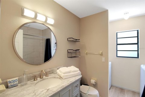 Villa ou maison à louer à Bradenton, Floride: 3 chambres, 193.61 m2 № 2298862 - photo 18