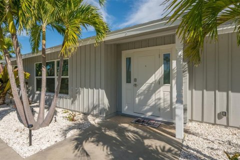 House in Longboat Key, Florida 2 bedrooms, 153.94 sq.m. № 357476 - photo 7