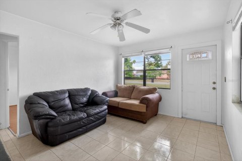 Villa ou maison à vendre à Saint Petersburg, Floride: 2 chambres, 51.28 m2 № 2103337 - photo 12