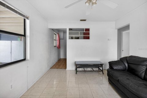 Villa ou maison à vendre à Saint Petersburg, Floride: 2 chambres, 51.28 m2 № 2103337 - photo 15