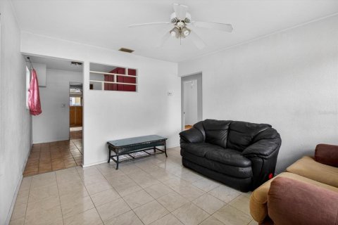 Villa ou maison à vendre à Saint Petersburg, Floride: 2 chambres, 51.28 m2 № 2103337 - photo 11