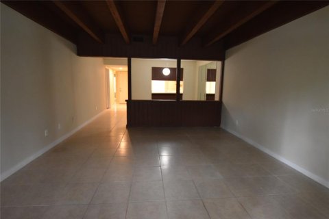 Condo in Orlando, Florida, 2 bedrooms  № 1911211 - photo 12