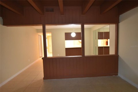 Condo in Orlando, Florida, 2 bedrooms  № 1911211 - photo 8