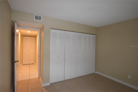Condo in Orlando, Florida, 2 bedrooms  № 1911211 - photo 21