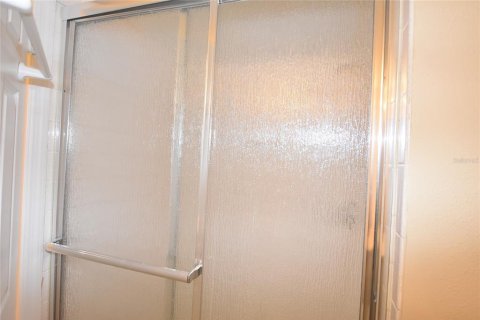 Condo in Orlando, Florida, 2 bedrooms  № 1911211 - photo 17