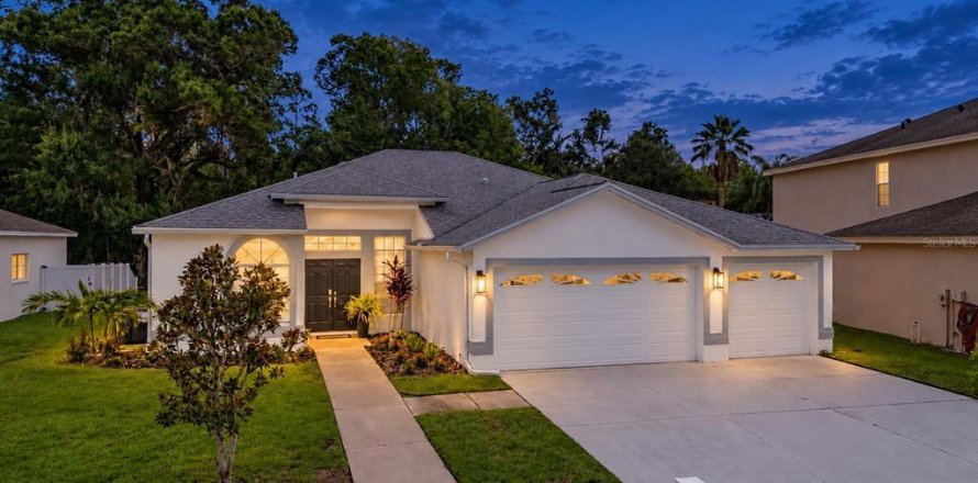 Casa en Odessa, Florida 3 dormitorios, 187.57 m2 № 2384132