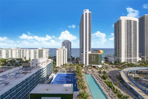 Copropriété à vendre à Hollywood, Floride: 2 chambres, 96.99 m2 № 2012215 - photo 29