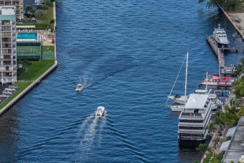 Copropriété à vendre à Hollywood, Floride: 2 chambres, 96.99 m2 № 2012215 - photo 20