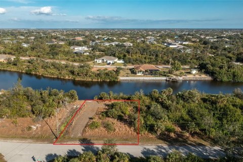 Land in Port Charlotte, Florida № 2103705 - photo 2