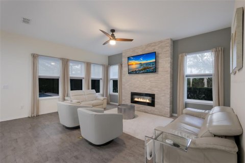 House in Lakewood Ranch, Florida 5 bedrooms, 269.97 sq.m. № 2143004 - photo 9