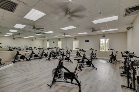 Condo in Deerfield Beach, Florida, 2 bedrooms  № 1892289 - photo 29