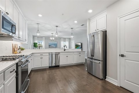 Adosado en venta en Tampa, Florida, 3 dormitorios, 205.31 m2 № 2226430 - foto 5