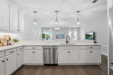Adosado en venta en Tampa, Florida, 3 dormitorios, 205.31 m2 № 2226430 - foto 14