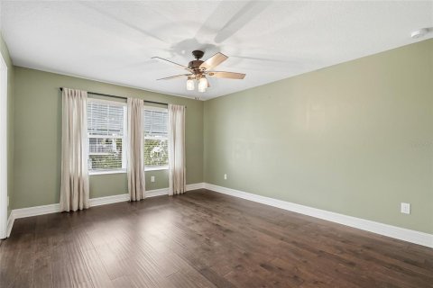 Adosado en venta en Tampa, Florida, 3 dormitorios, 205.31 m2 № 2226430 - foto 9