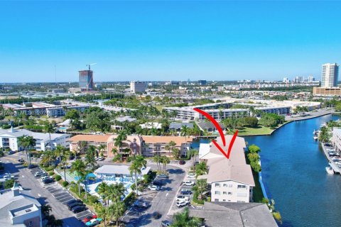 Condo in Hallandale Beach, Florida, 2 bedrooms  № 2053807 - photo 6