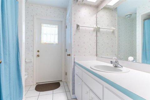 Casa en venta en Lakeland, Florida, 3 dormitorios, 171.4 m2 № 2157396 - foto 11