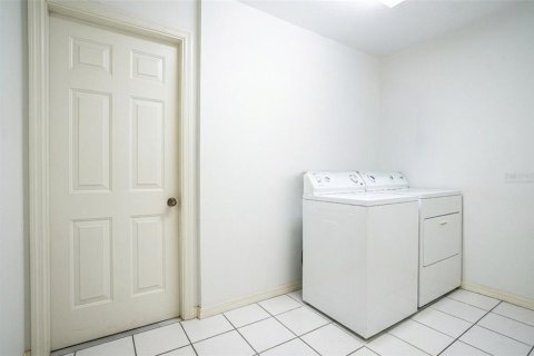Casa en venta en Lakeland, Florida, 3 dormitorios, 171.4 m2 № 2157396 - foto 12