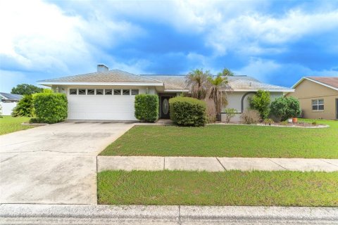 Casa en Lakeland, Florida 3 dormitorios, 171.4 m2 № 2157396