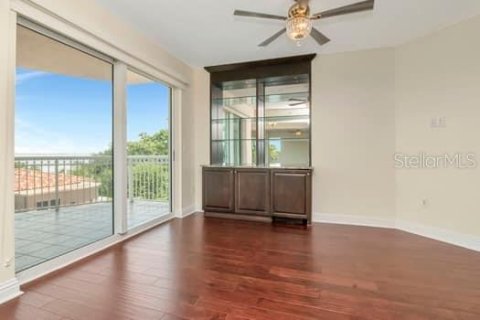 Copropriété à louer à Tampa, Floride: 2 chambres, 270.25 m2 № 1793110 - photo 6