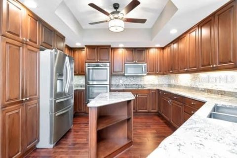 Copropriété à louer à Tampa, Floride: 2 chambres, 270.25 m2 № 1793110 - photo 11