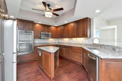 Copropriété à louer à Tampa, Floride: 2 chambres, 270.25 m2 № 1793110 - photo 10