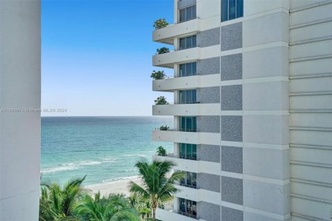 Copropriété à vendre à Miami Beach, Floride: 48.4 m2 № 2154774 - photo 4
